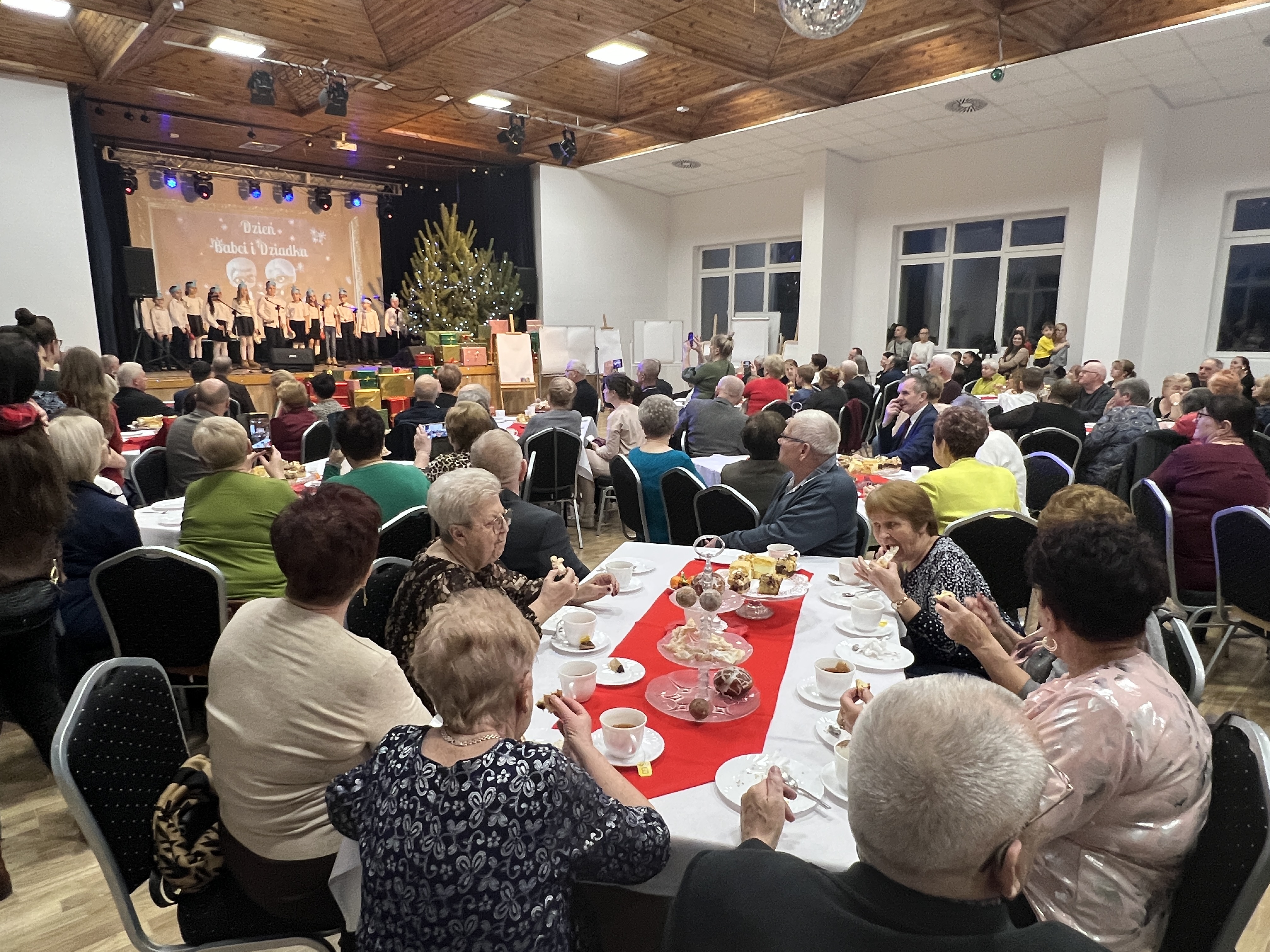 babcie i&nbsp;dziadkowie