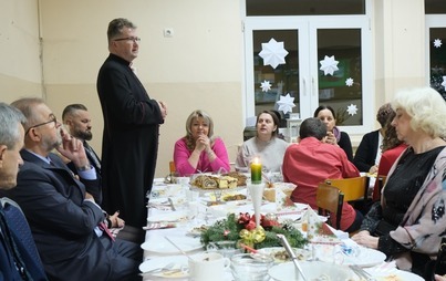 Zdjęcie do Spotkanie opłatkowe w Klubie Seniora i Juniora w Kramsku